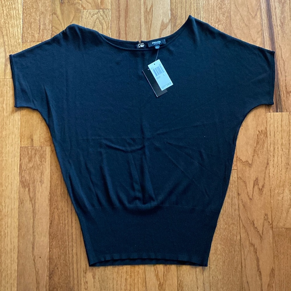 Women’s Premise top